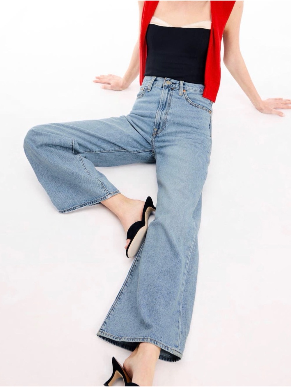Levi’s Premium Ribcage Wide Leg Jeans Light Wash